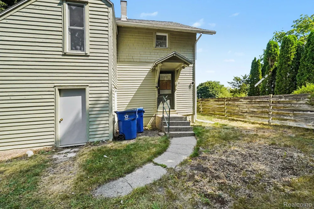 10266 Hegel Road Atlas Township, MI 48438