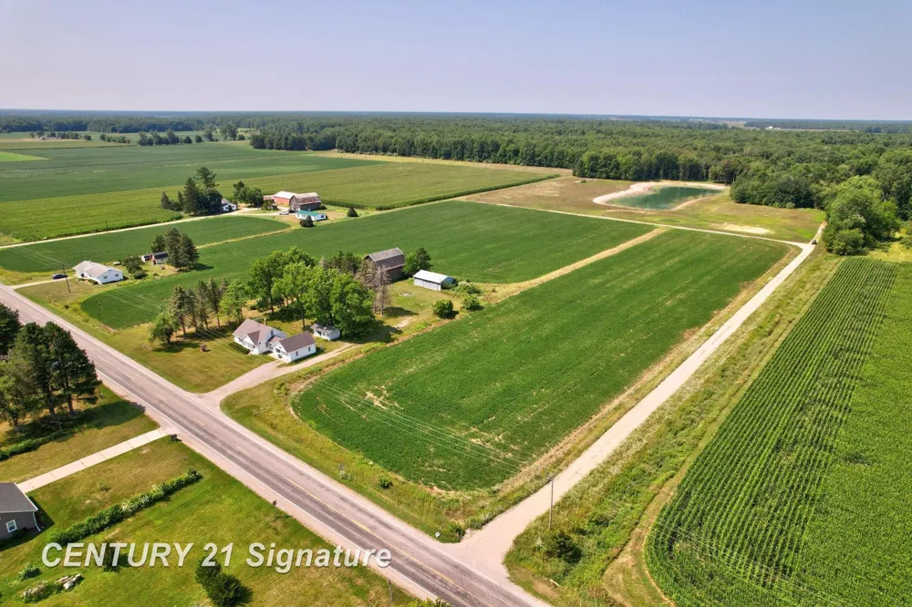 2250 S Hemlock Road Fremont Township, MI 48626