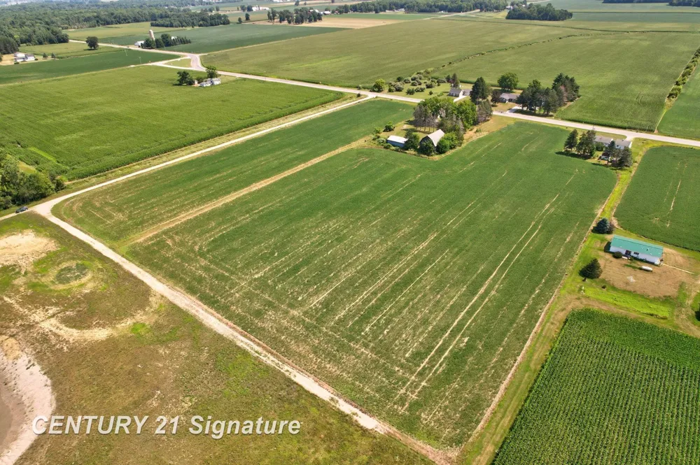 2250 S Hemlock Road Fremont Township, MI 48626