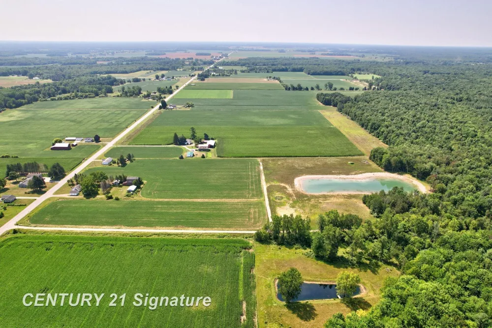 2250 S Hemlock Road Fremont Township, MI 48626