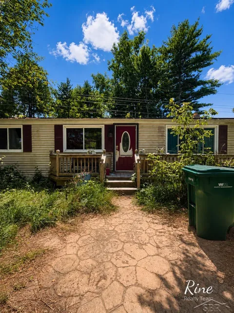 2384 E Dexter Trail