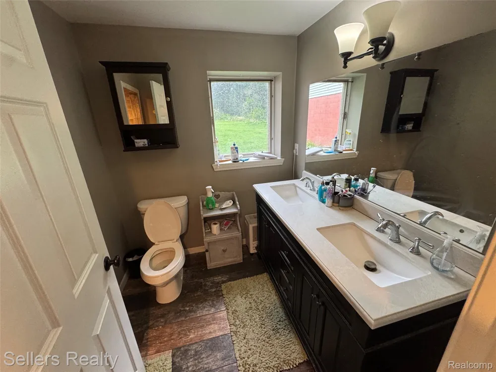 3030 Grange Hall Road Groveland Township, MI 48462