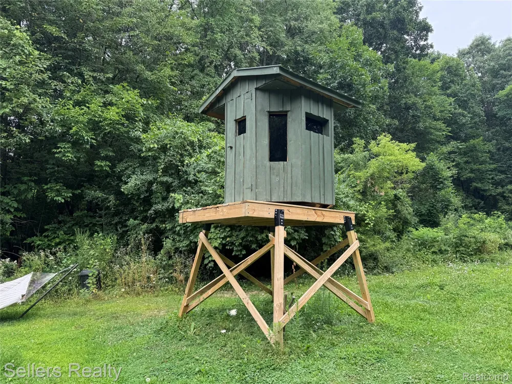 3030 Grange Hall Road Groveland Township, MI 48462