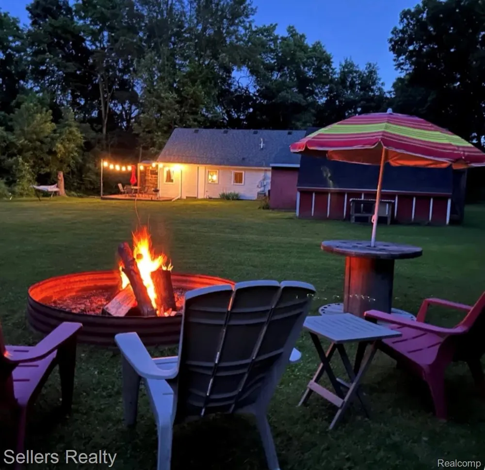 3030 Grange Hall Road Groveland Township, MI 48462