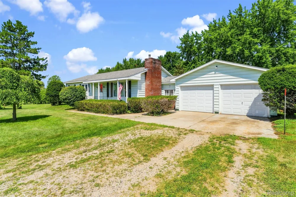 2285 Peppermill Road Lapeer Township, MI 48446