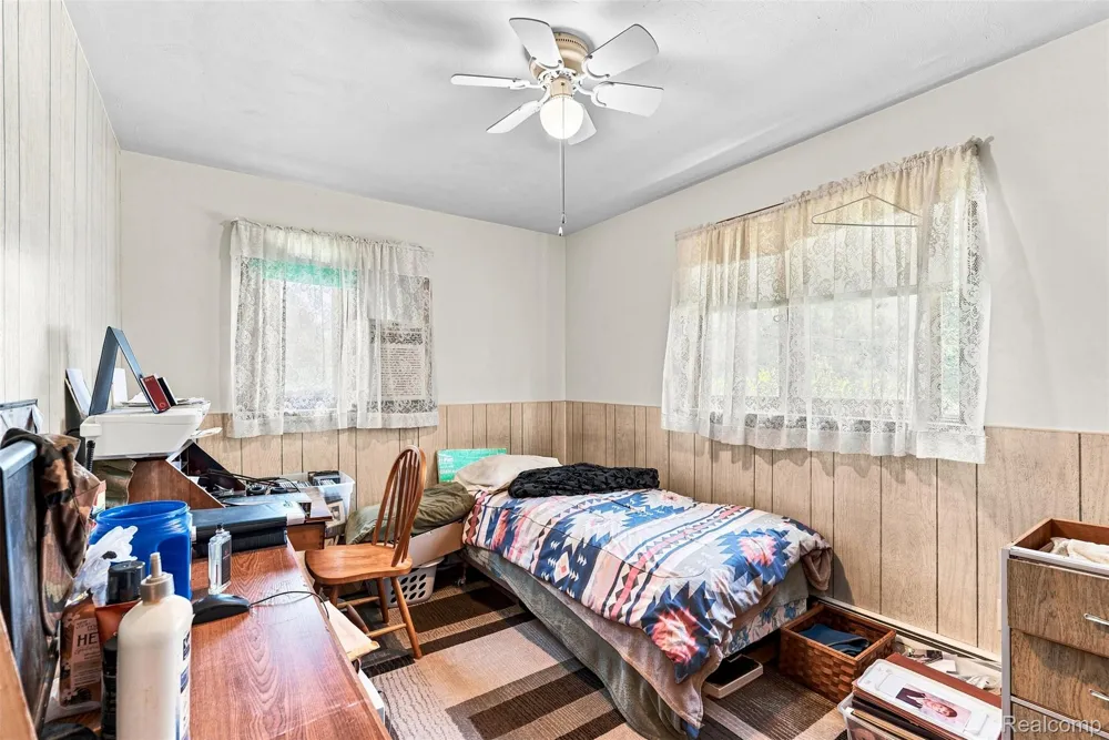 2285 Peppermill Road Lapeer Township, MI 48446