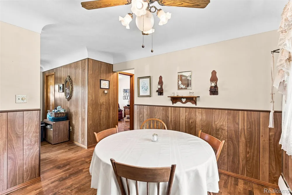 2285 Peppermill Road Lapeer Township, MI 48446