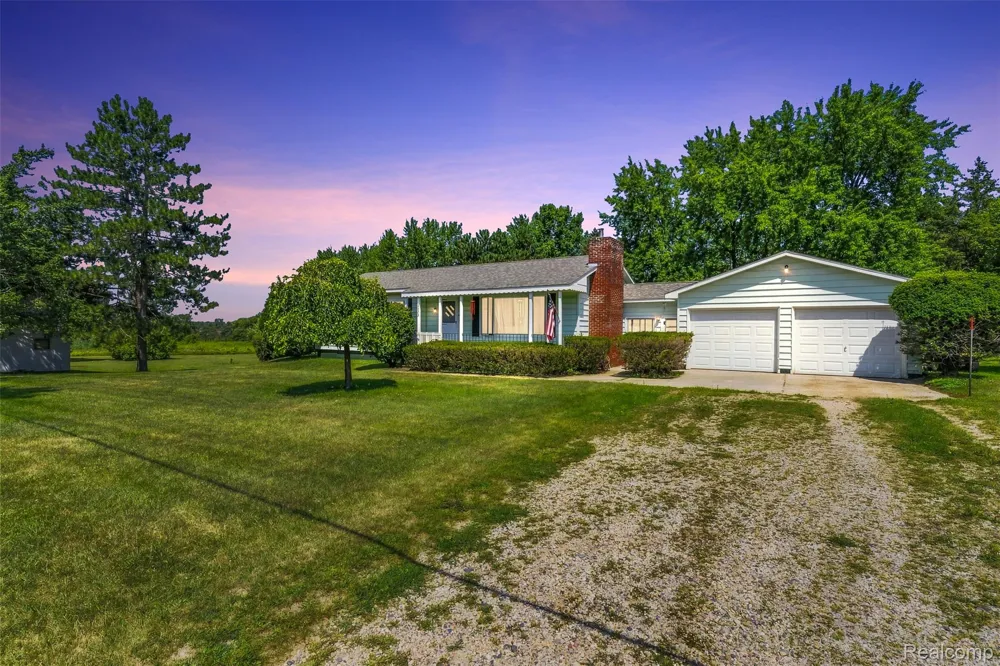 2285 Peppermill Road Lapeer Township, MI 48446