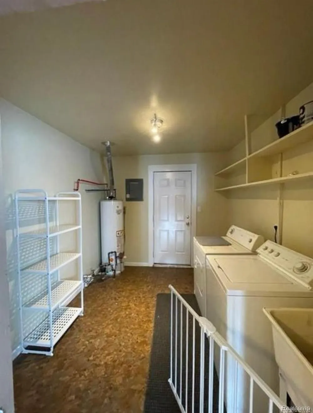 47 E Barrett Avenue Madison Heights City, MI 48071