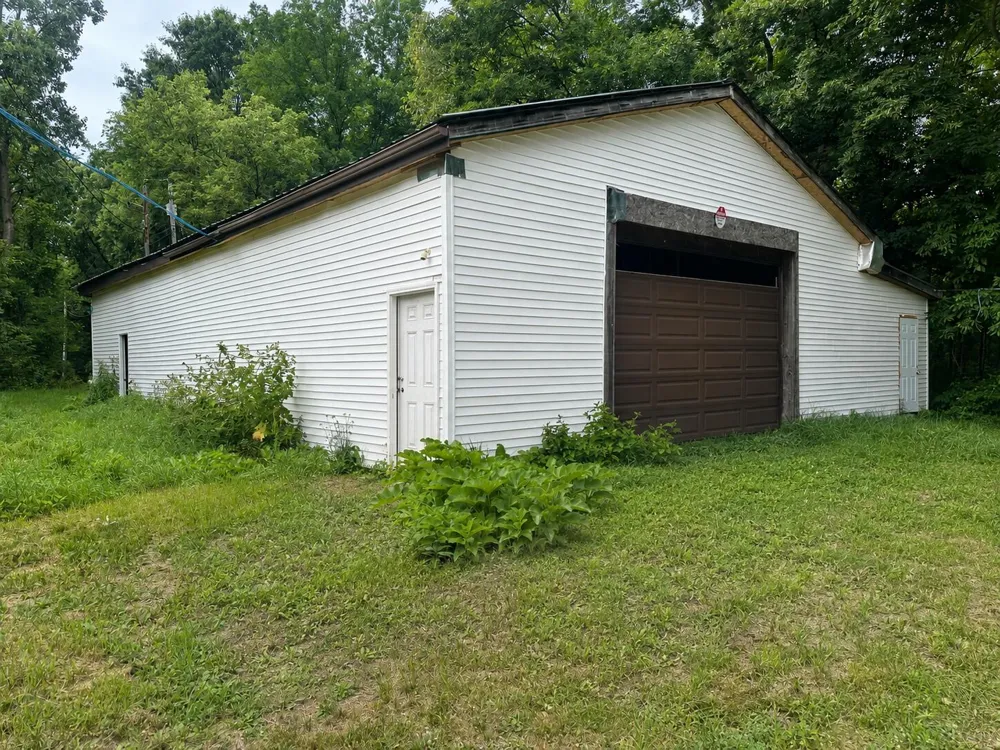 1700 Shipman Road Oxford Charter Township, MI 48371