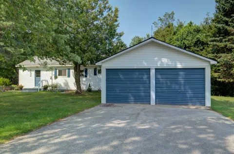 152 Sunset Drive