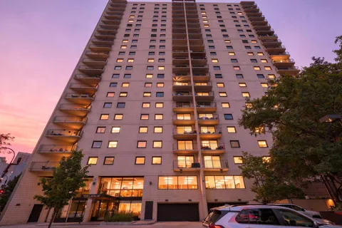 1225 Lasalle Avenue #1502