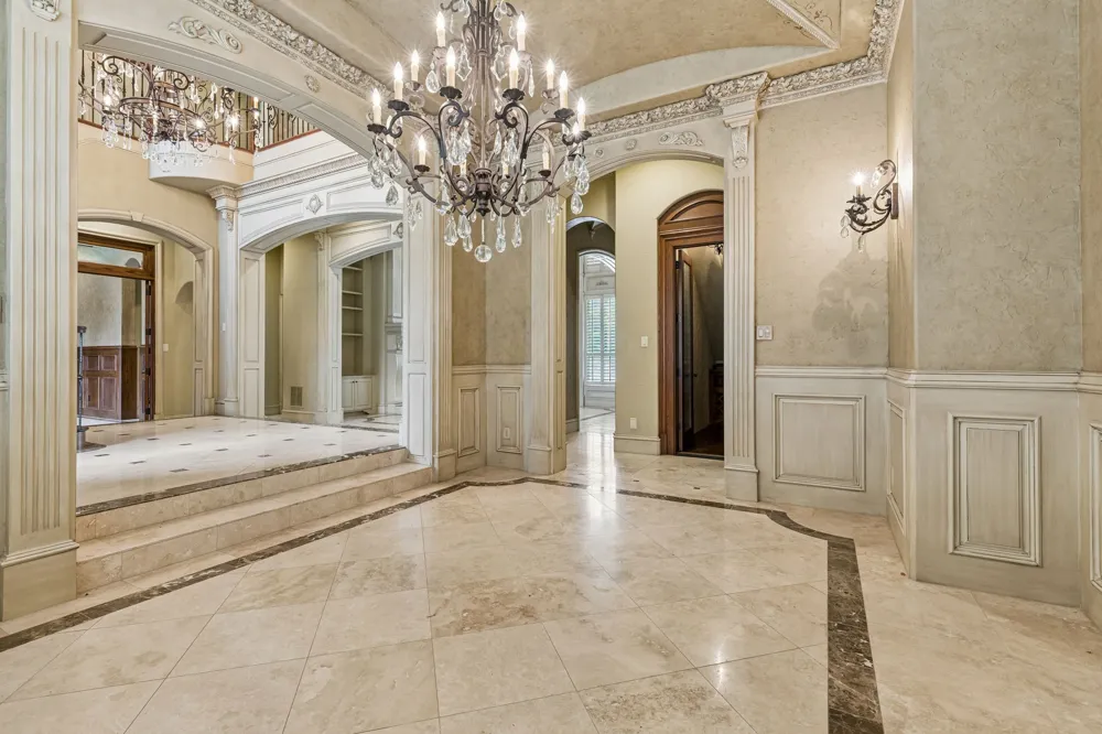 6900 King Charles Court Colleyville, TX 76034