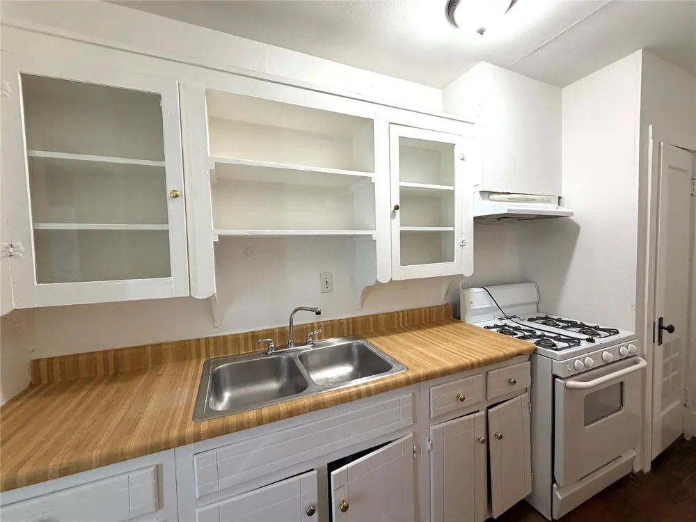 1125 Usener Street Houston, TX 77009
