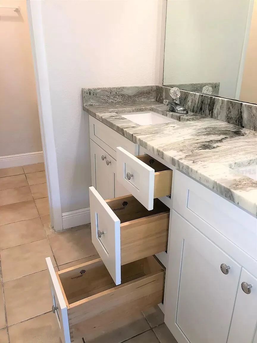 10109 BLAZED TREE COURT Orlando, FL 32821