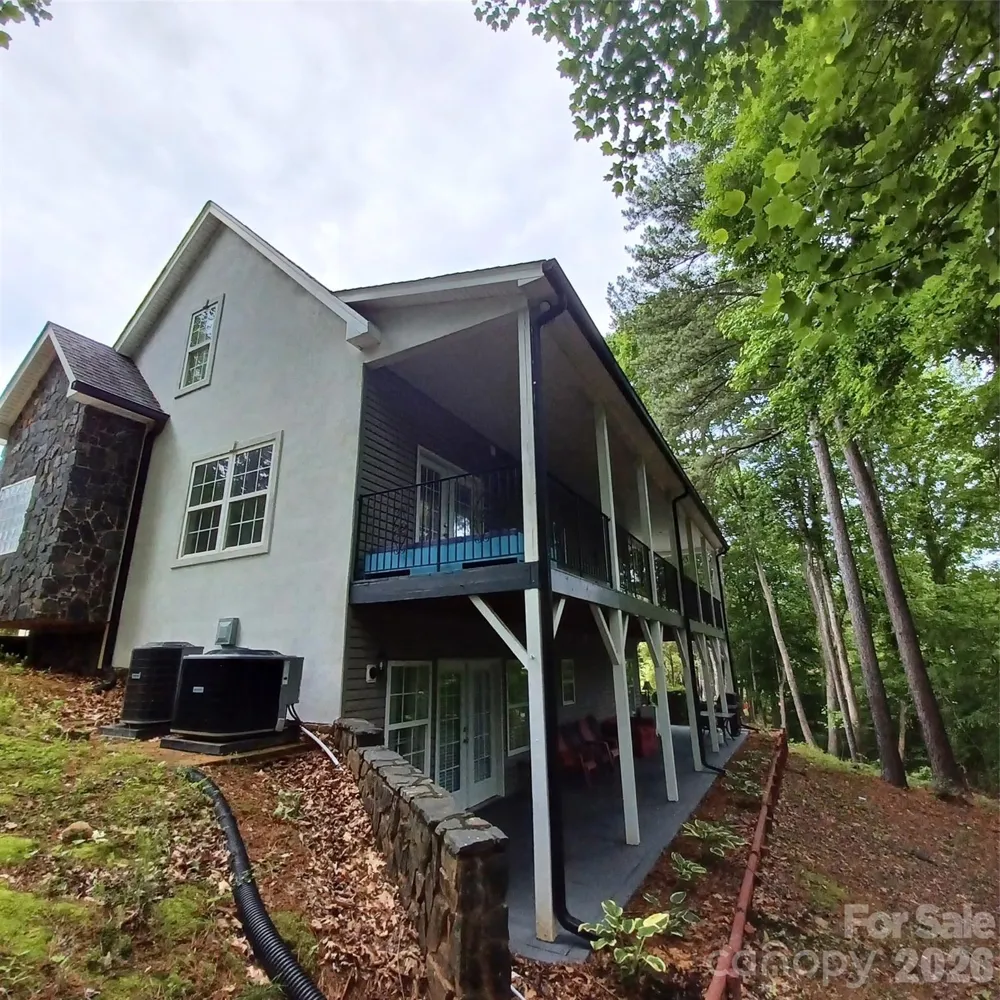 3645 Lake Bluff Drive Sherrills Ford, NC 28763