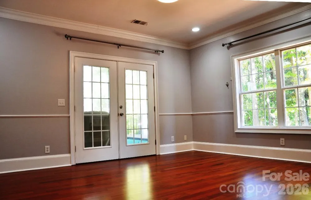 3645 Lake Bluff Drive Sherrills Ford, NC 28763