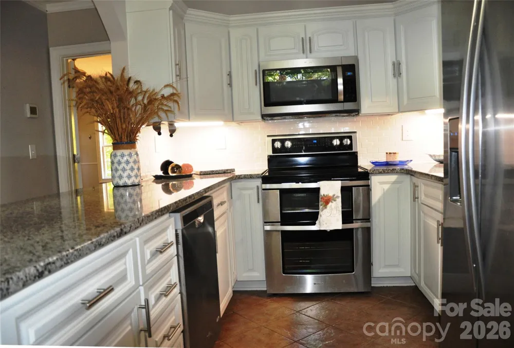 3645 Lake Bluff Drive Sherrills Ford, NC 28763