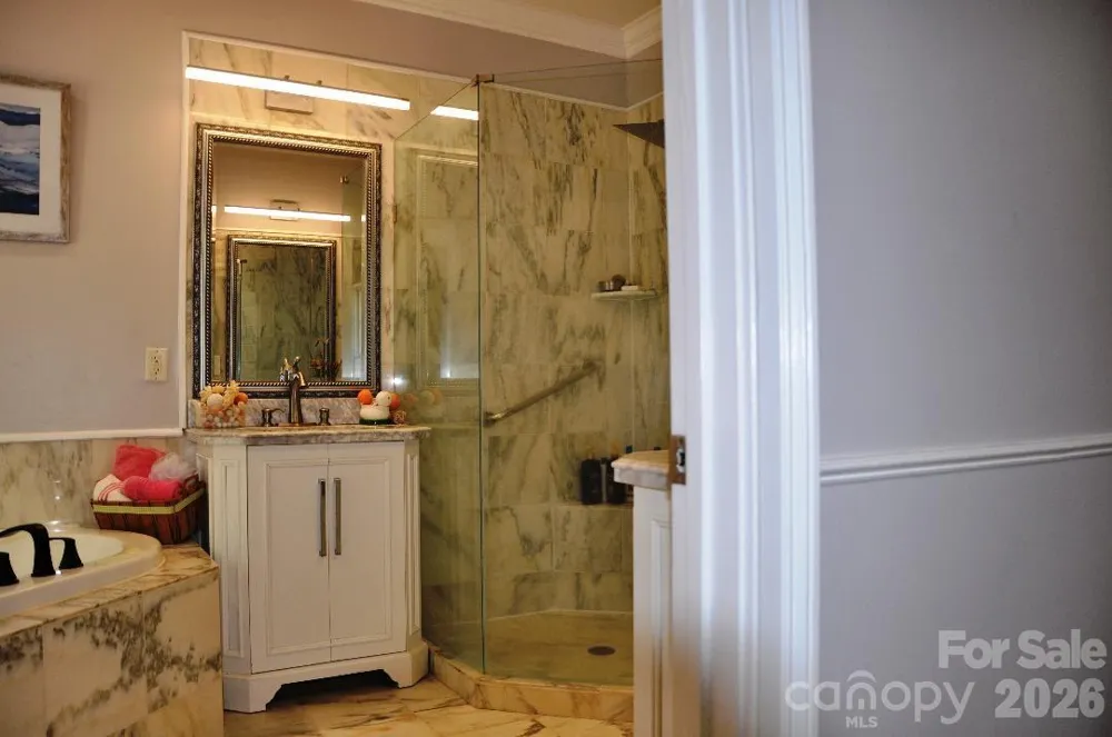 3645 Lake Bluff Drive Sherrills Ford, NC 28763
