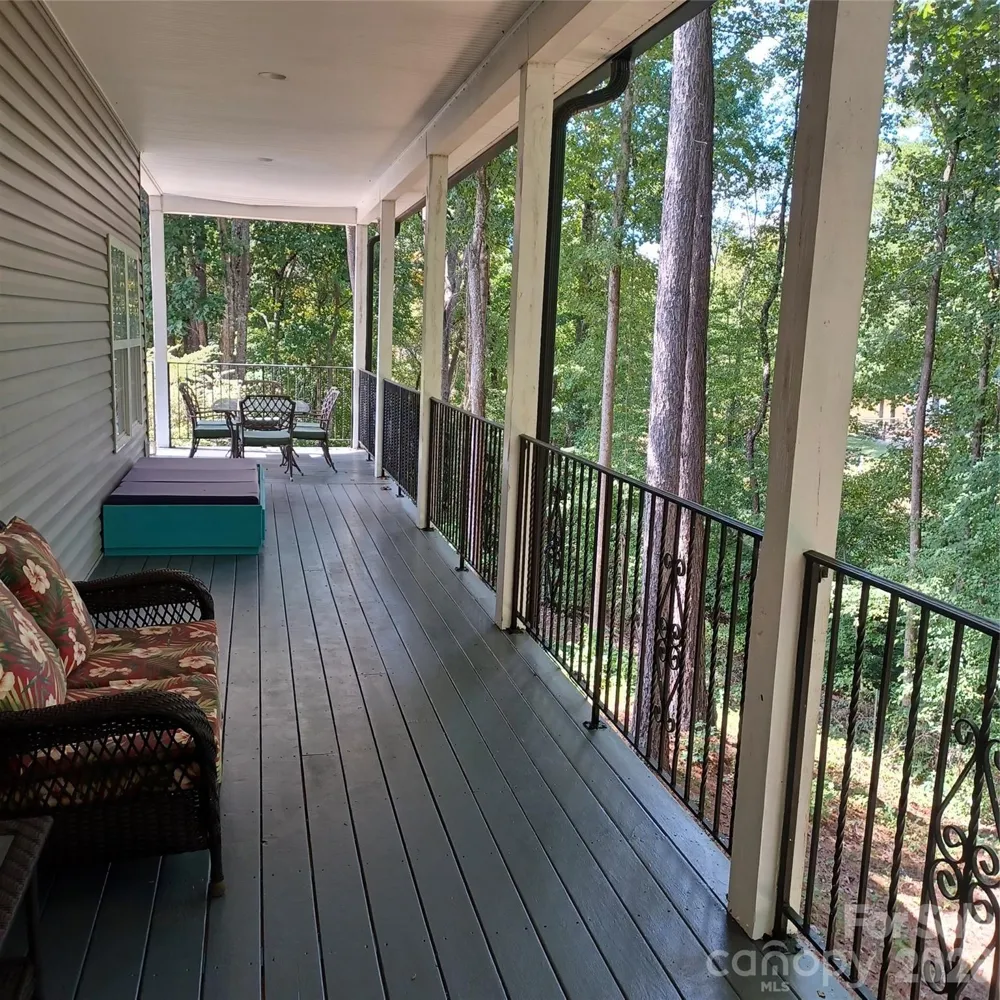 3645 Lake Bluff Drive Sherrills Ford, NC 28763