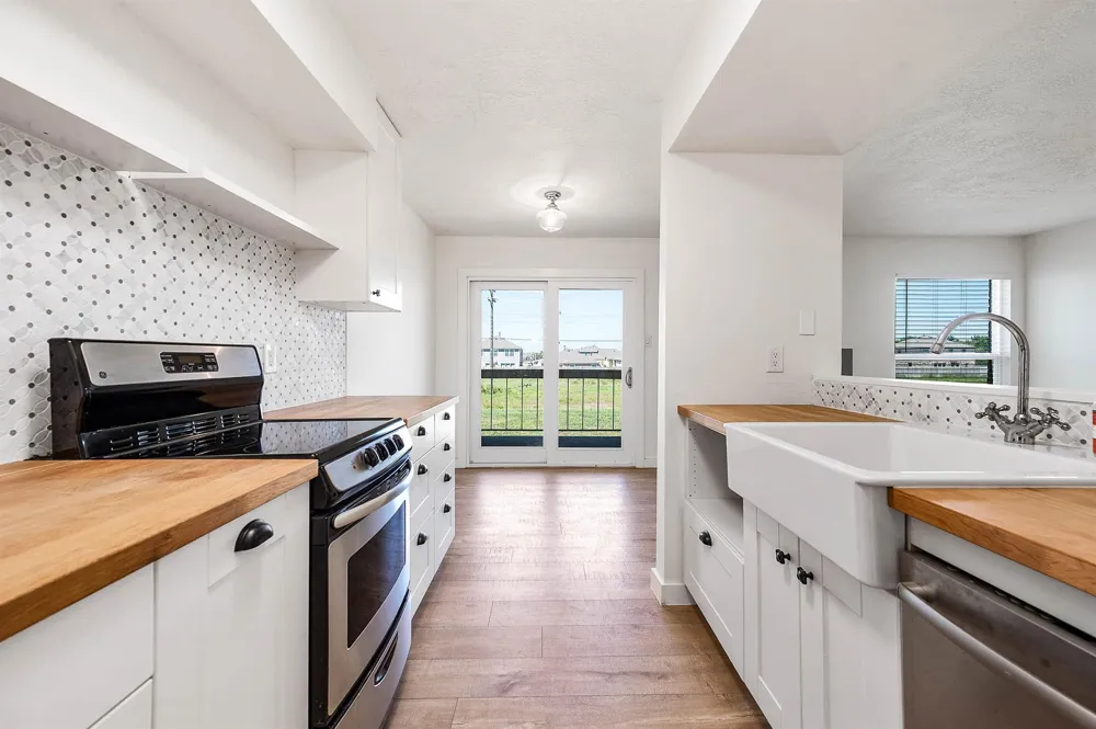 7600 Emmett F Lowry Expressway #1006 Texas City, TX 77591