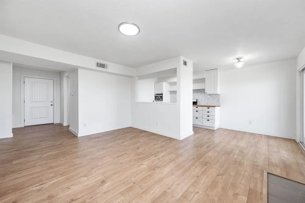 7600 Emmett F Lowry Expressway #1006 Texas City, TX 77591