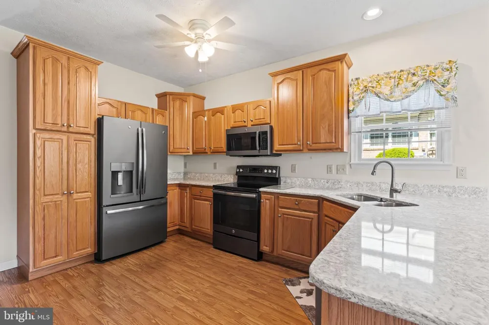 168 SUNBROOK LANE #153 Hagerstown, MD 21742