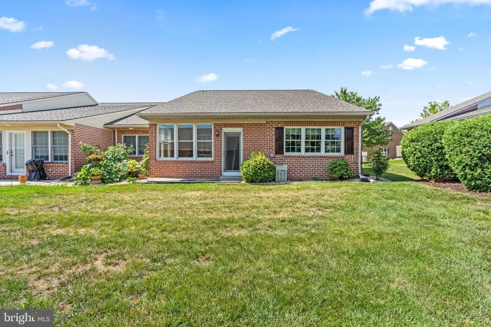 168 SUNBROOK LANE #153 Hagerstown, MD 21742