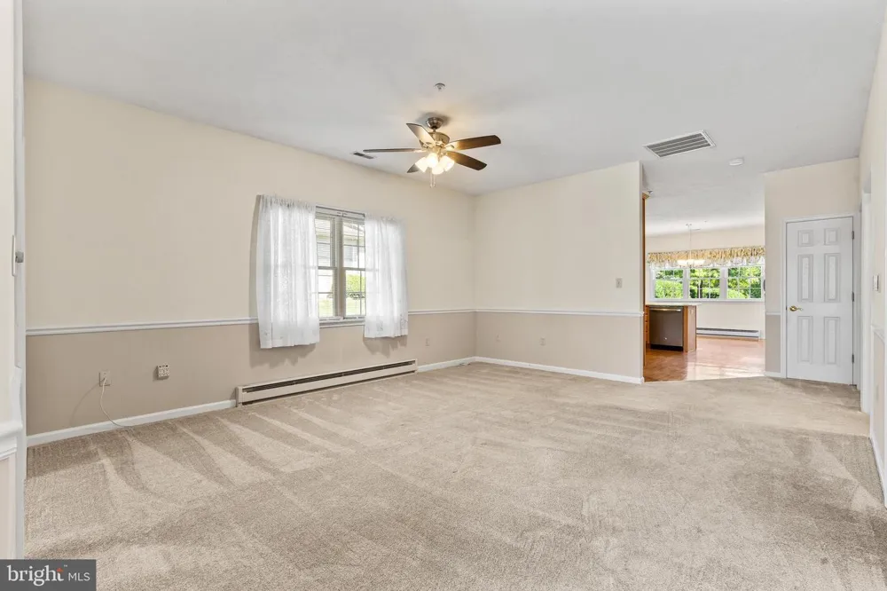 168 SUNBROOK LANE #153 Hagerstown, MD 21742