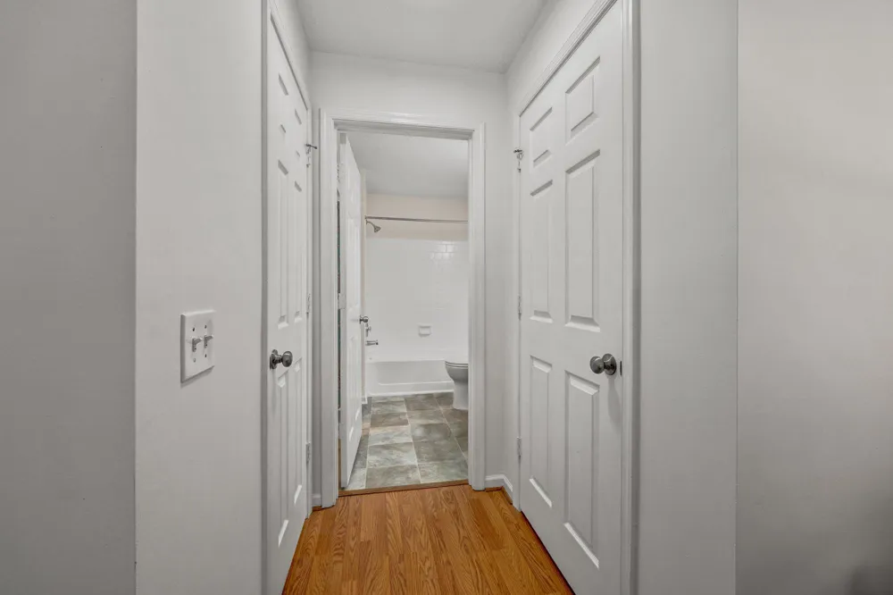 116 PROSPERITY SE #B Leesburg, VA 20175