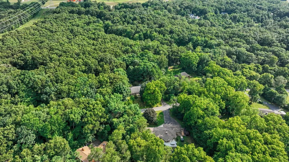 22727 Sunset Drive Kalamazoo, MI 49009