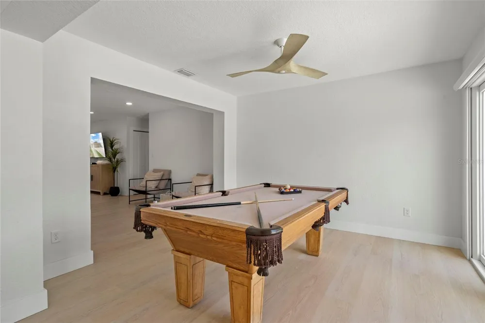 5548 LEEWARD LANE New Port Richey, FL 34652