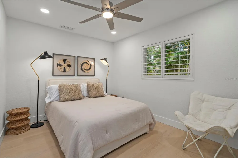 5548 LEEWARD LANE New Port Richey, FL 34652