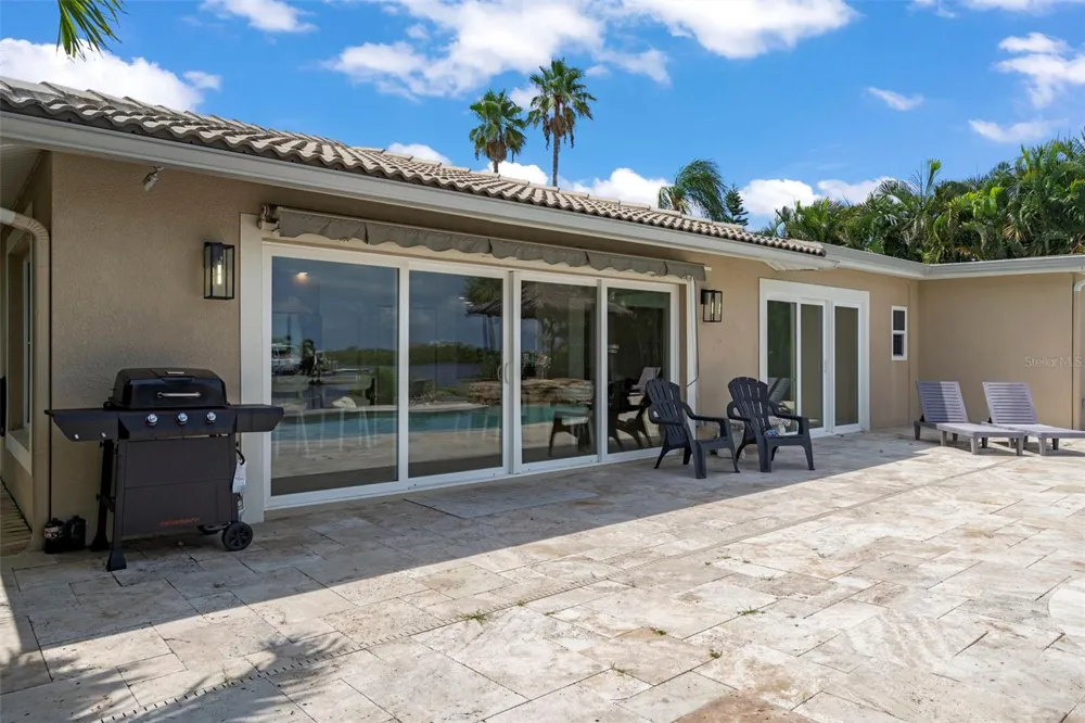 5548 LEEWARD LANE New Port Richey, FL 34652