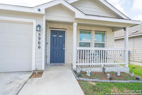 5906 Larkspur Vly