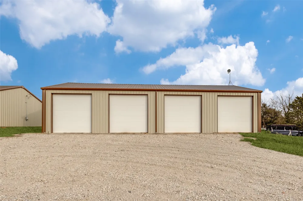 15602 State HWY 160 Blue Ridge, TX 75424
