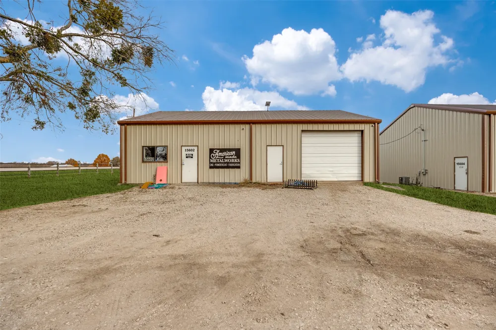 15602 State HWY 160 Blue Ridge, TX 75424