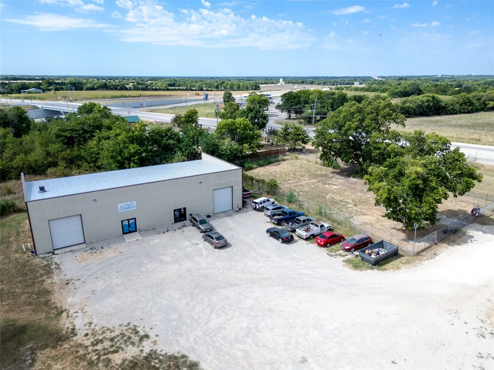 15602 State HWY 160 Blue Ridge, TX 75424