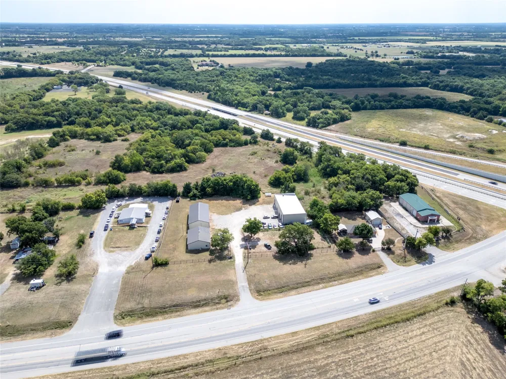 15602 State HWY 160 Blue Ridge, TX 75424
