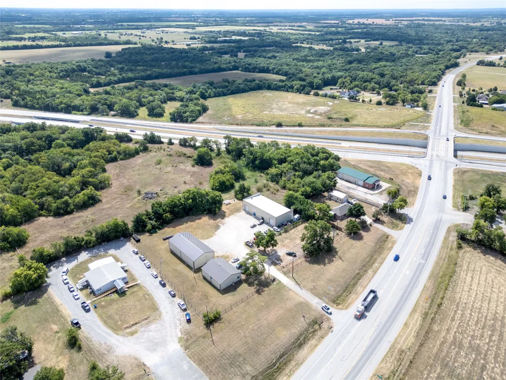 15602 State HWY 160 Blue Ridge, TX 75424