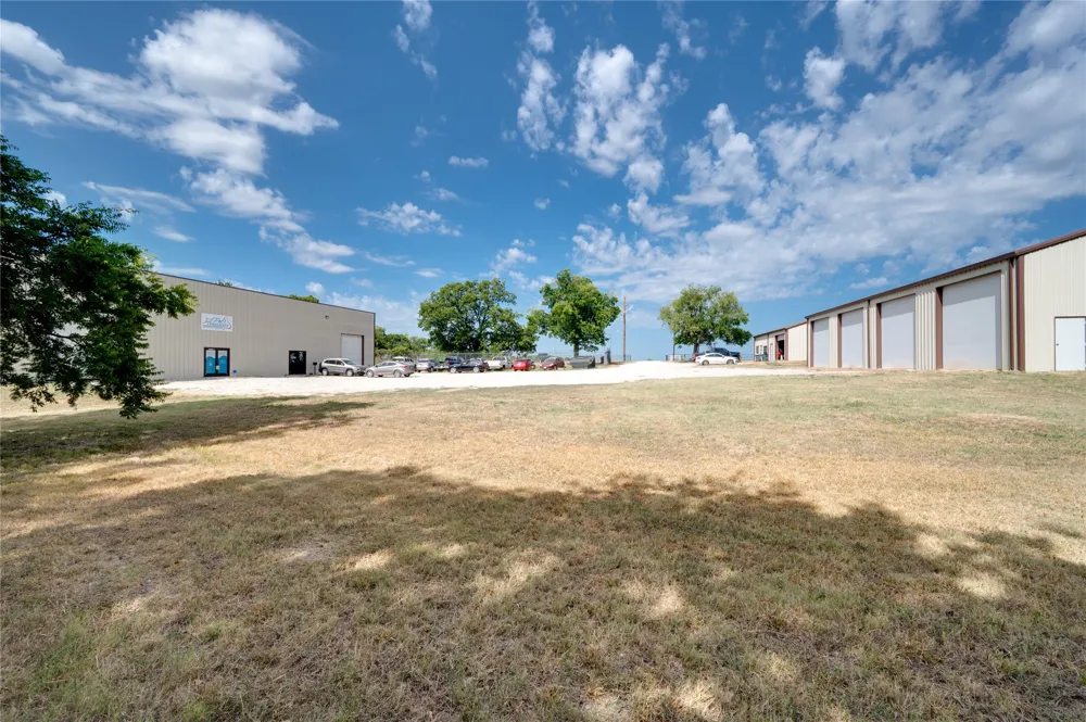 15602 State HWY 160 Blue Ridge, TX 75424