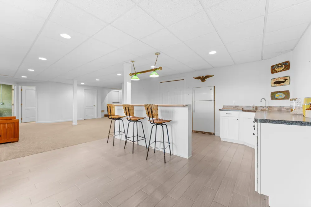 8243 Heathertree Lane Brighton, MI 48116