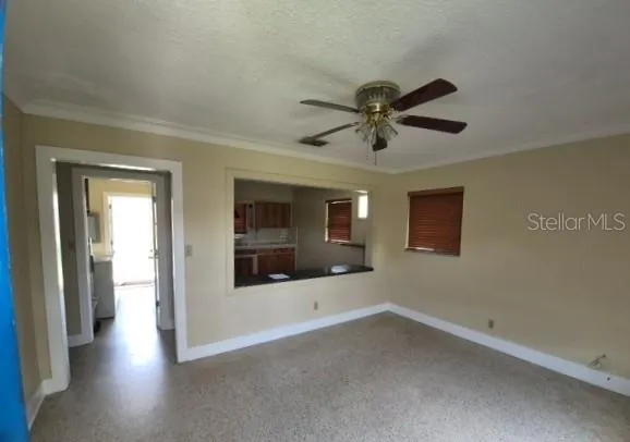 639 75TH AVENUE St Petersburg, FL 33702