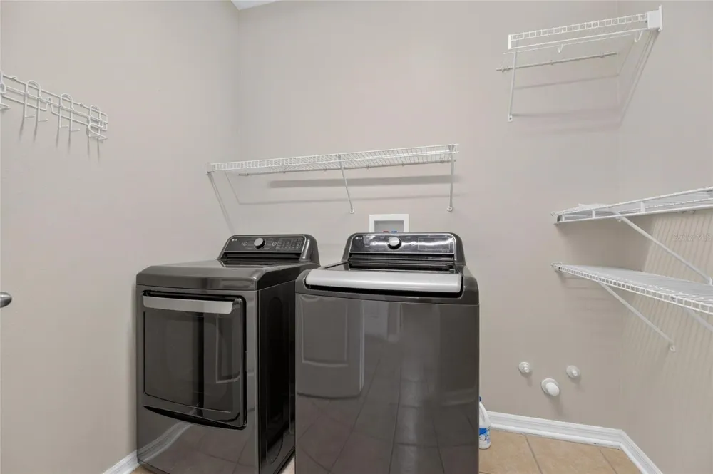 24519 BREEZY OAK COURT Lutz, FL 33559