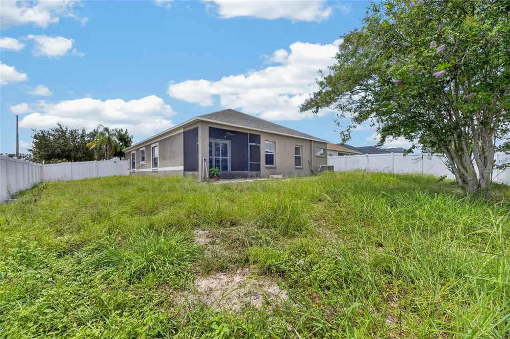 24519 BREEZY OAK COURT Lutz, FL 33559