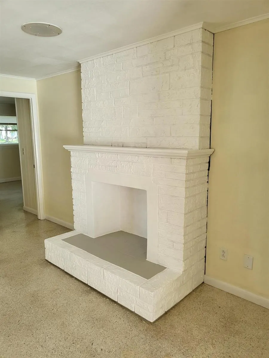 5011 S 2ND STREET S Fort Pierce, FL 34982