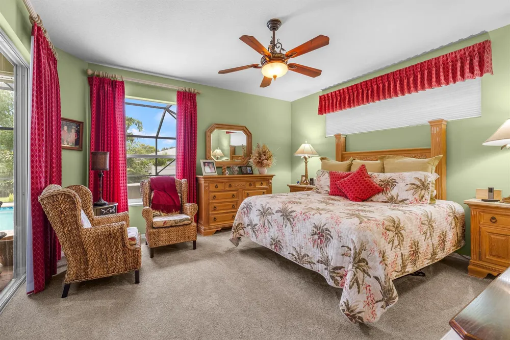 210 CHAMPAGNE COURT SW Vero Beach, FL 32968