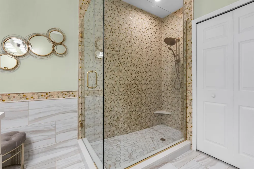 210 CHAMPAGNE COURT SW Vero Beach, FL 32968