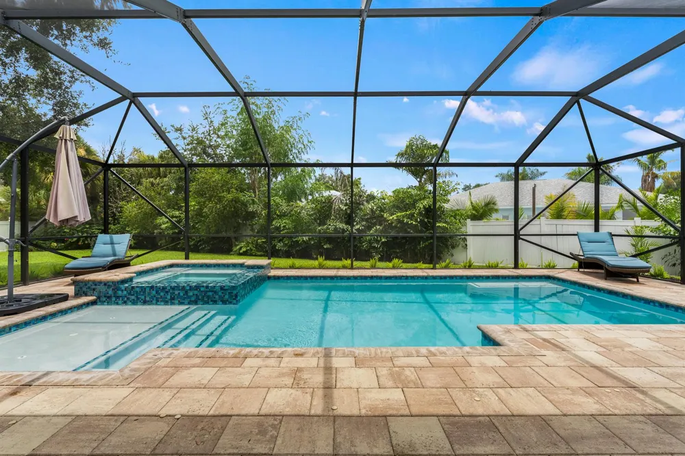 210 CHAMPAGNE COURT SW Vero Beach, FL 32968