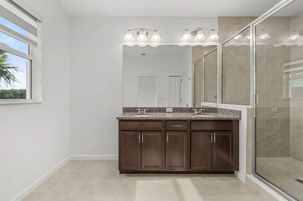 4440 Longwood Lake Square Westlake, FL 33470